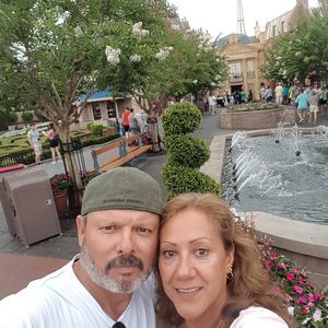 Meet your Posher, Luz maria